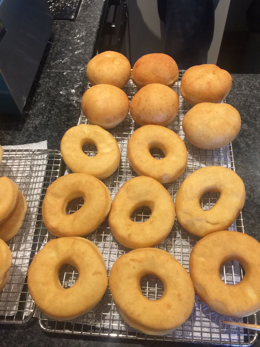 DsNuts_SA's tweet photo. Bjorn was desperate to get his mouth around our Nuts, so 36 hand crafted off to East London! #jet #doughnuts #gourmet #brioche #dnuts https://t.co/DjXZCAZdAT