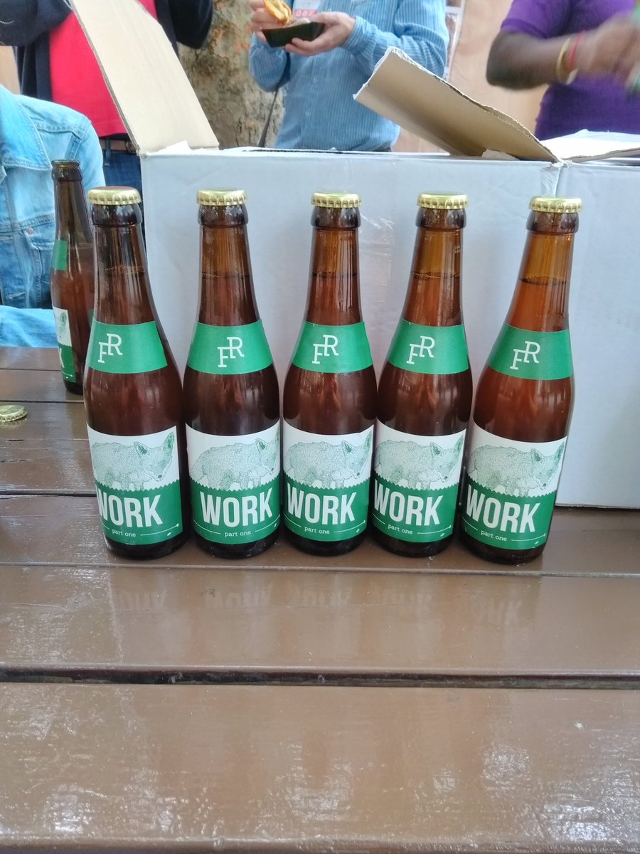 MeganCardel's tweet photo. Rihanna's favourite beer? https://t.co/OayOXLLnFk