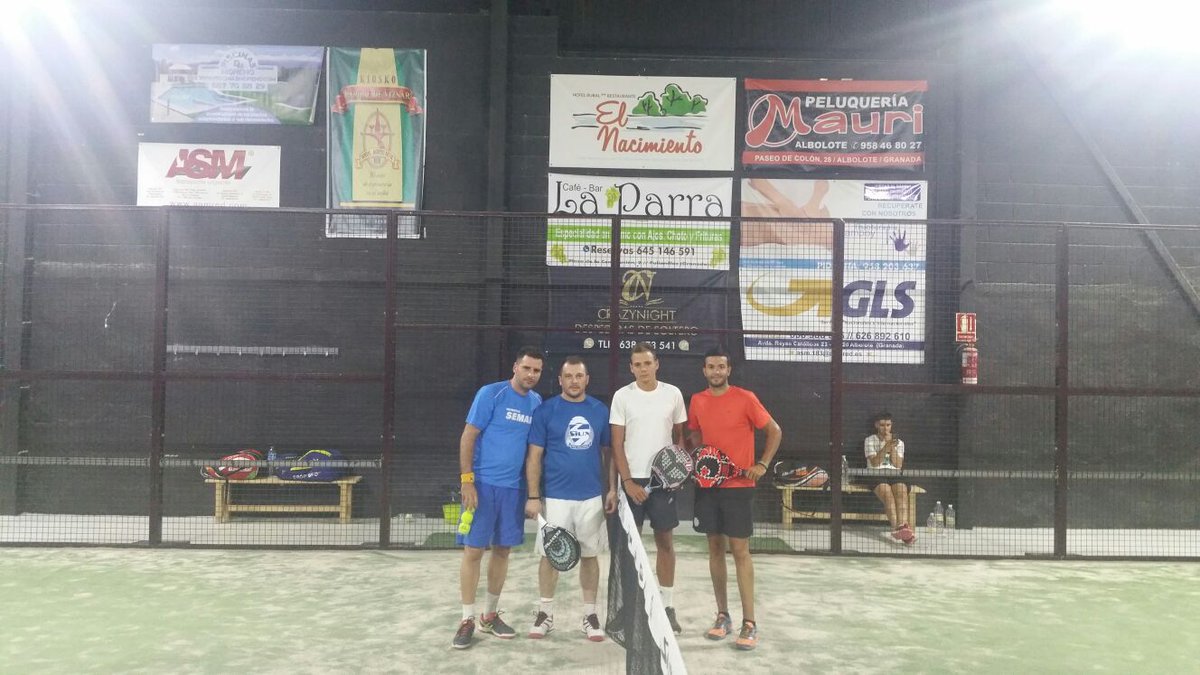 FeelCenterPadel's tweet photo. Gran viernes de #pádel el que tuvimos ayer en Feel en una nueva jornada del #Torneo ABS 2000 / V Torneo José María Nievas / III Torneo Cetel https://t.co/ghh1Ve74Vv
