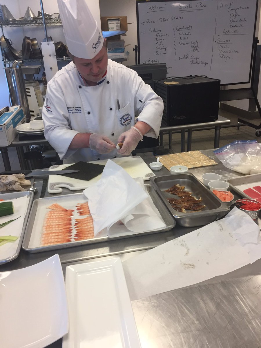 brmsfacs's tweet photo. LCPS teachers from @PotomacFallsHS @BlueRidgeMiddle @SterlingMiddle1 and @Smarts_Mill -- taking a Culinary class at Stratford University! https://t.co/P3NxjO8XoS