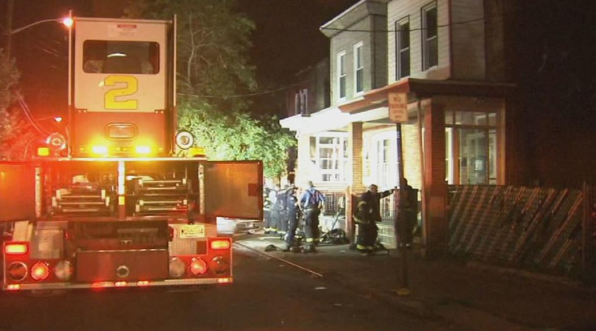 Child, 4, Dies in South Jersey House Fire http//bit.ly/2uI4IsE http