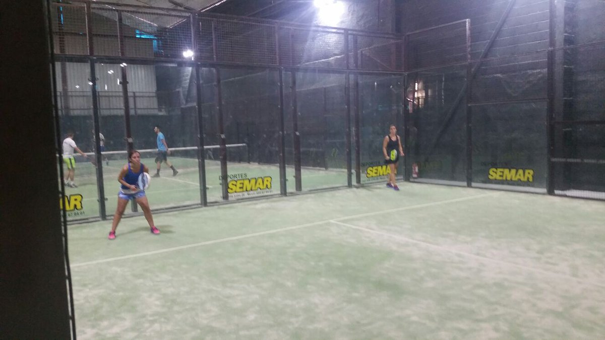 FeelCenterPadel's tweet photo. Grandes encuentros en el #Torneo de #Pádel ABS 2000 / V Torneo José María Nievas / III Torneo Cetel. Y seguimos con más competición... https://t.co/GYx6dVqBp9