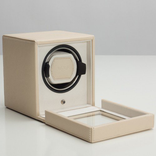 WorldTempus's tweet image. Did you check our website and all the top quality designer cases we have?
shop.worldtempus.com/en/4-cases
#WatchCases #Accessories