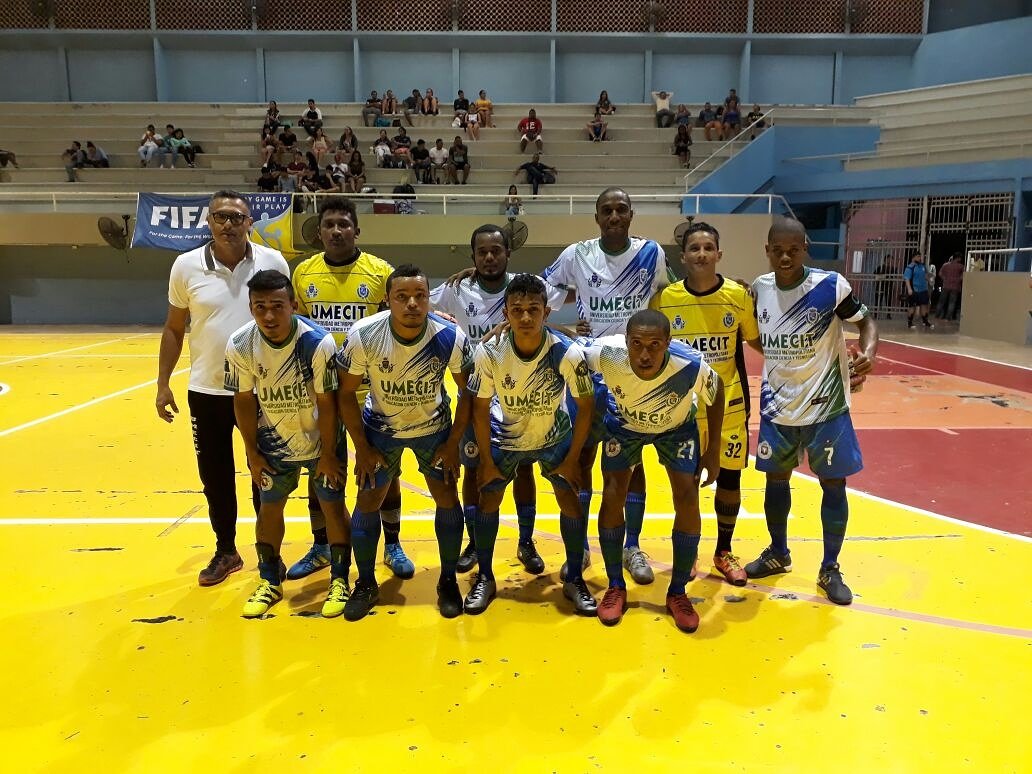 El Seleccionado Masculino del <a href="/umecitfc/">UMECIT FC</a> cae 3-2 pese a un dudoso arbitraje y gran presentación del portero de la Usma en el Torneo Adeupa