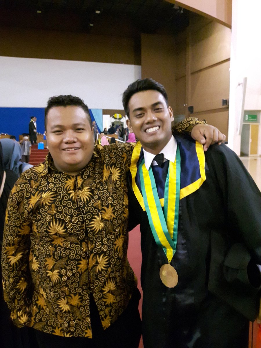 Lapor min <a href="/hiumy_2010/">HI UMY 2010</a> kawan kita hari ini sedang berbahagia <a href="/wahyuakbar58/">wahyu akbar</a>