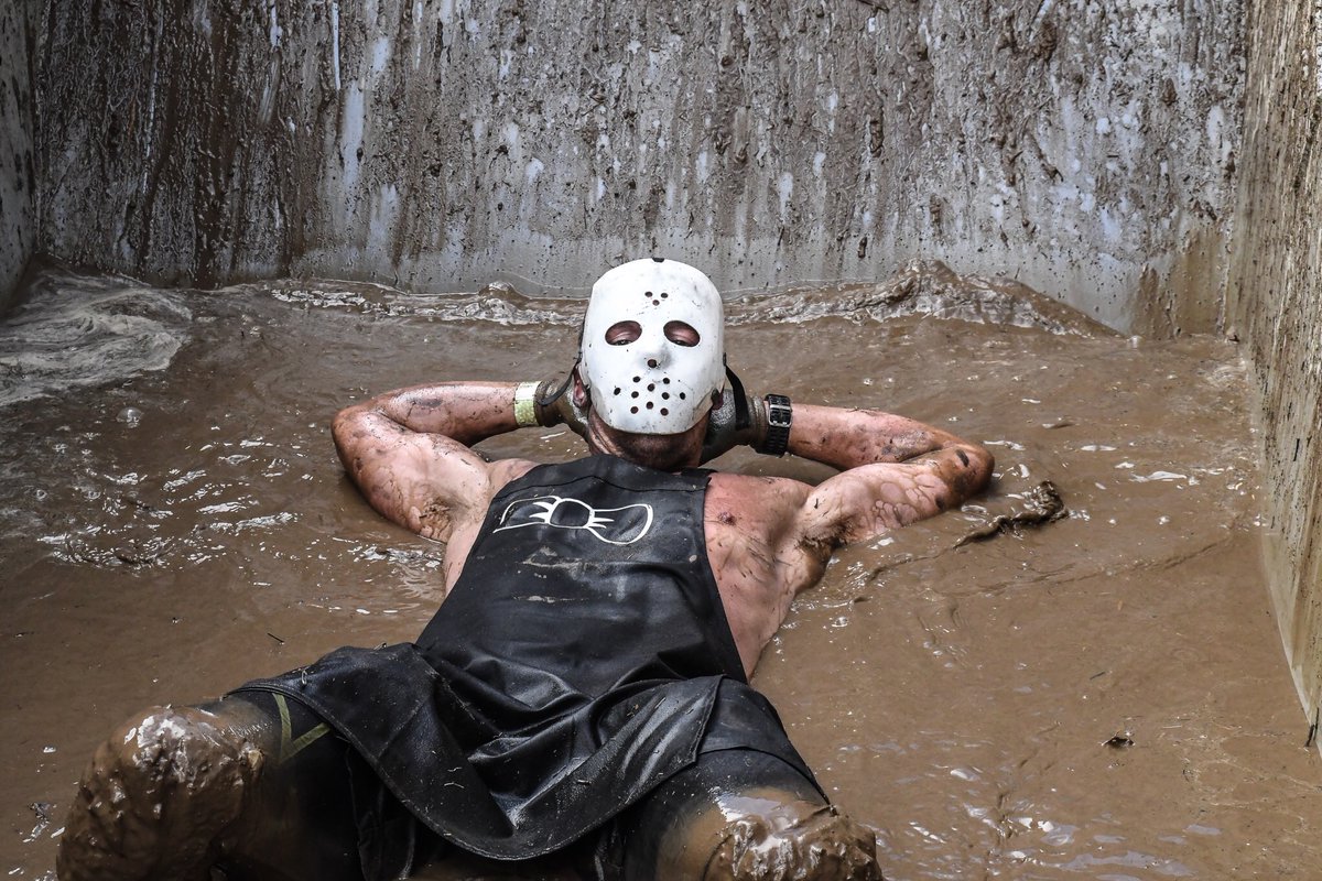 Wahlgren_80's tweet photo. OCR profilen Jason givetvis på plats på #mudlifeocr 😊😍📸 #king #scary #ocrrunner #triatlet foto: jag https://t.co/0gKnW4PAeD