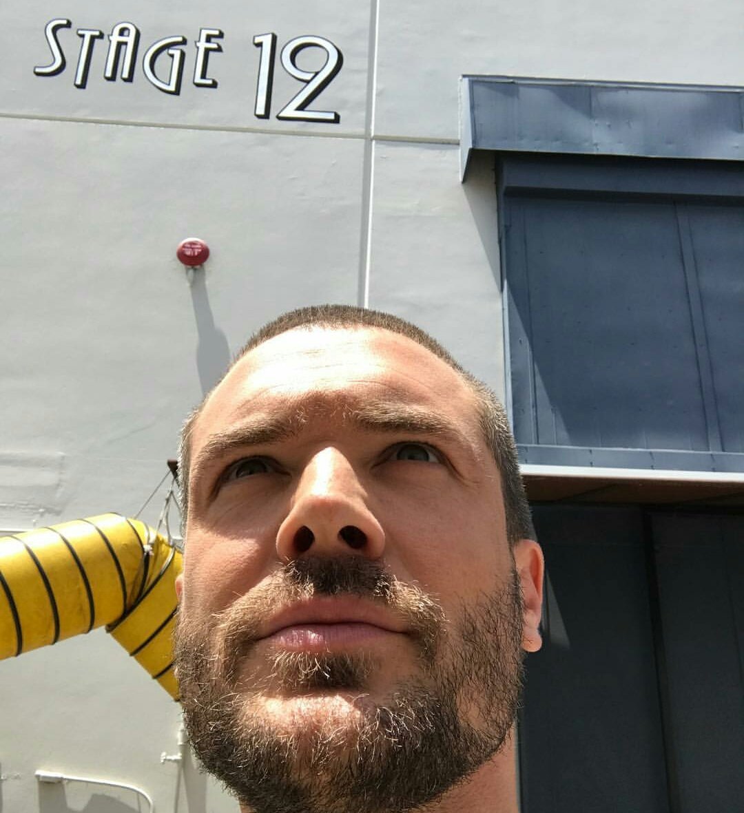 HTGAWMFrance's tweet photo. Charlie sur le tournage de la saison 4 #HTGAWM https://t.co/9O815JzXg3