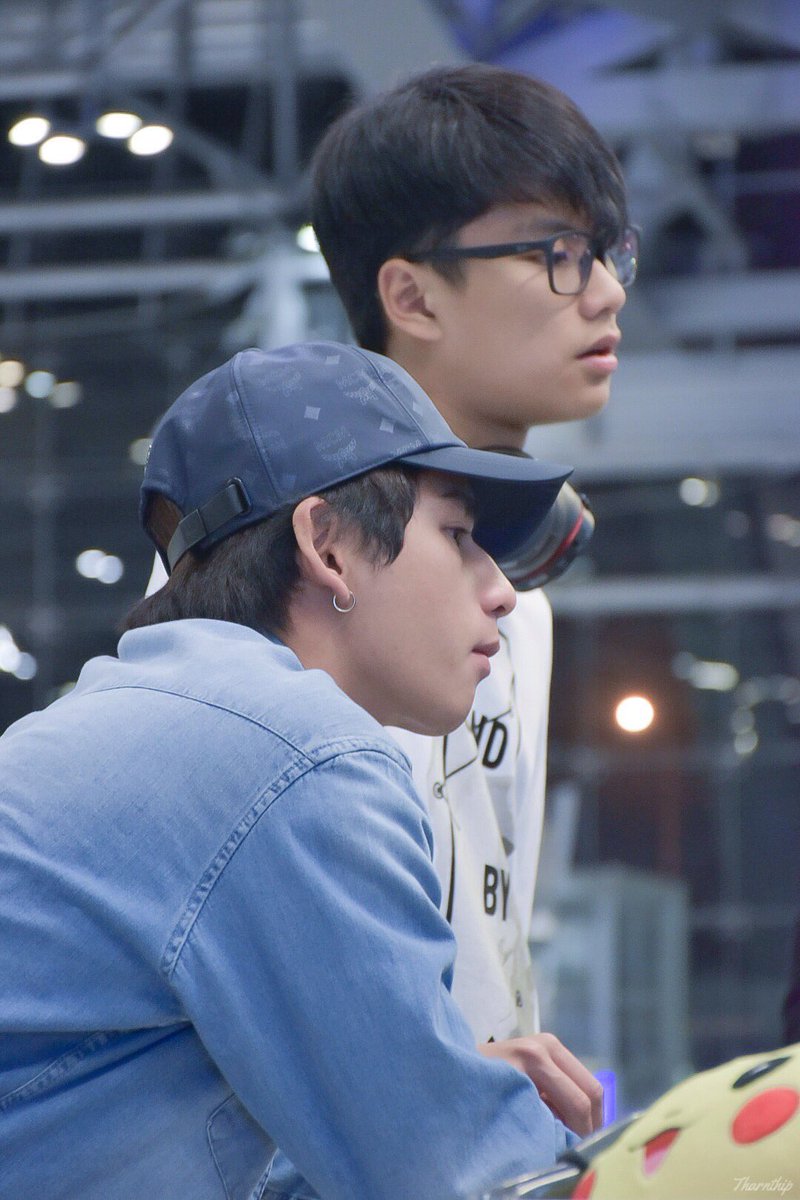 mtbtharnthip's tweet photo. [29.07.60] ได้ถ่ายคู่กันสักที @ohmpawatt @ImerbSittiwat #ohmtoey https://t.co/cqVm5iPPii