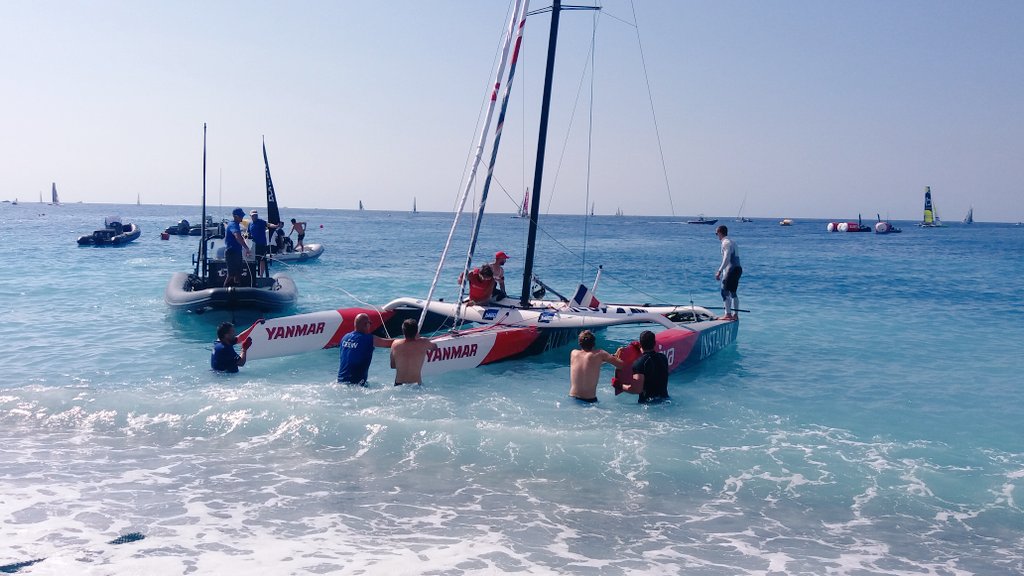 TeamInstallux's tweet photo. Le #Diam24 rouge et noir a été mis à l'eau ! En route pour la Finale dans le rond argent ! La 1ère place amateur  est à portée de main ! 😁👍 https://t.co/2d2Ah8rg7D