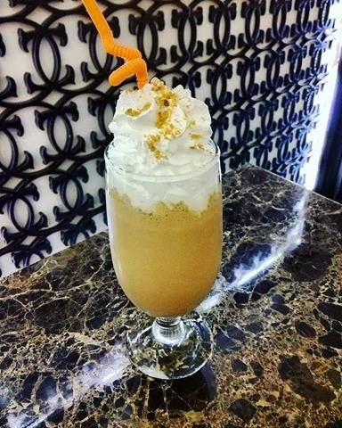 CCLthepearl's tweet photo. Chocolate Coffee Lounge signature Caramel Frappe ๐#ccltime #thepearl #chocolatecoffeelounge #caramelfrappee https://t.co/TTMxbjTbBD