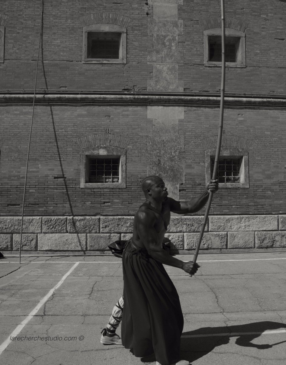 _larecherche's tweet photo. #armandopunzo #compagniadellafortezza #larecherchestudio #carceredivolterra #ProgettoHybris #leparolelievi #blackandwhitephotography https://t.co/k1ycaYveEp