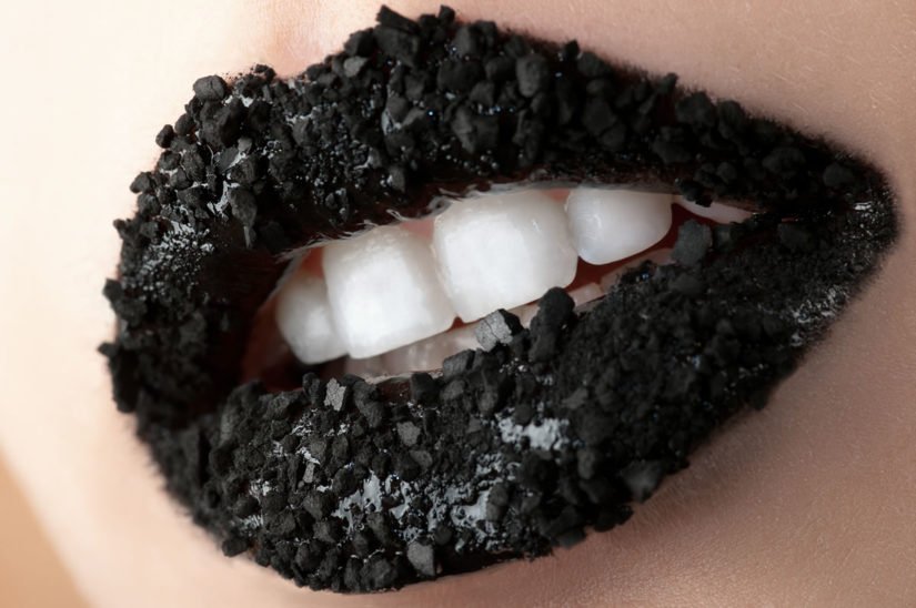 NatTeethWhiten's tweet photo. Did you know, the activated charcoal properties bind with rough parts on teeth, making it easier to remove the yellowing substances. #Smile https://t.co/Ktm5NmiwyV