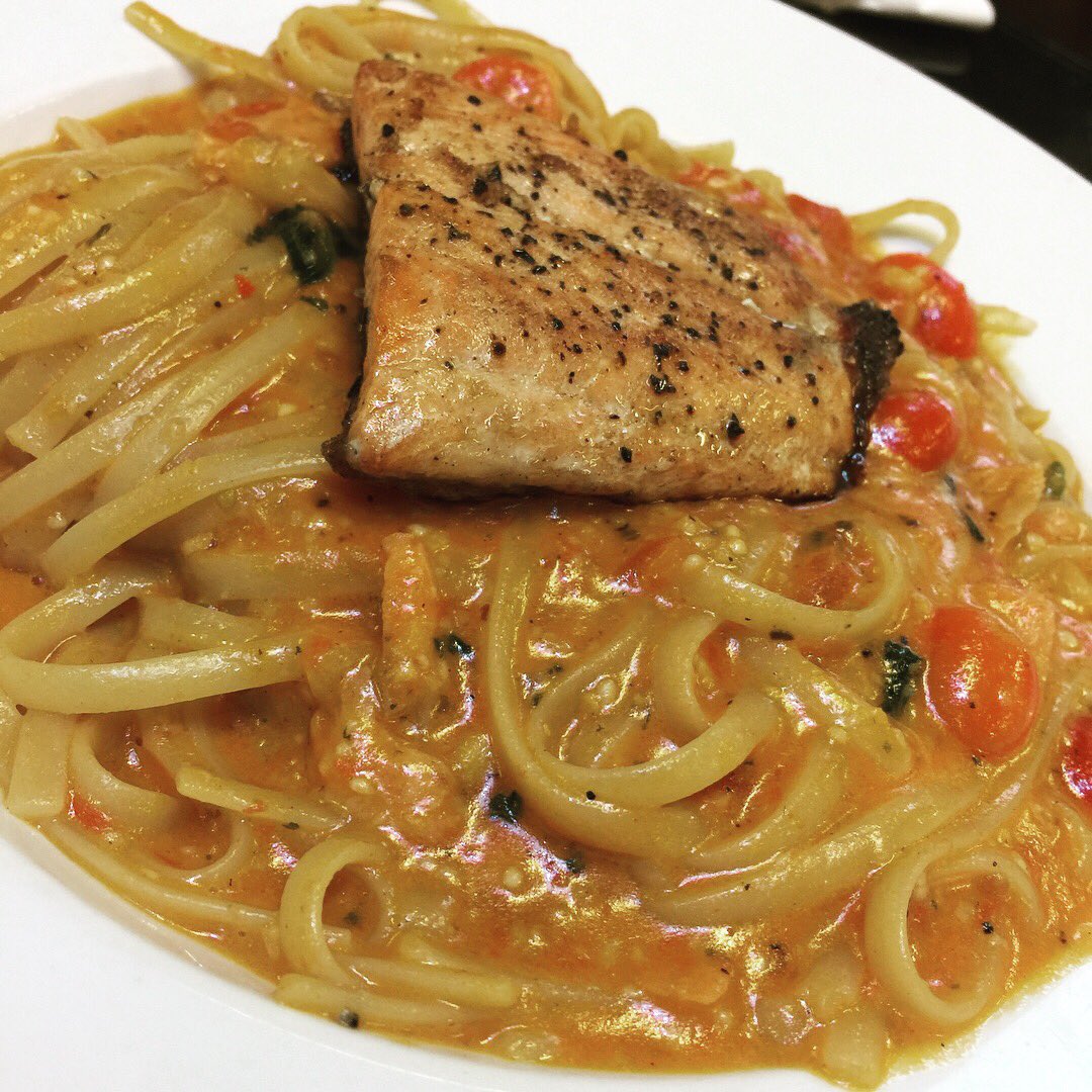 ToyNizam's tweet photo. #delicious #allyoucaneat #capricciosa #italiano #cafe #sunwayputramall #kualalumpur #malaysia #hyperactband #hypebeatsdnbhd #hyperactivist https://t.co/eWkLo8cgfI