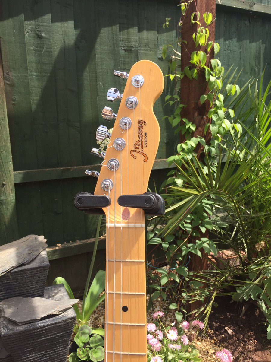 DAVEYGUITARS's tweet photo. https://t.co/RkdG1UQmSN