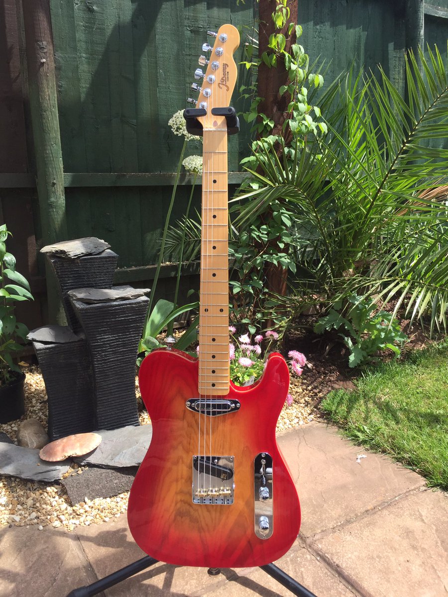 DAVEYGUITARS's tweet photo. https://t.co/RkdG1UQmSN