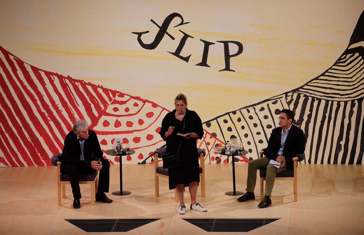 Escritor diz que 'saiu do armário' como surfista e cita medo de não ser levado a sério glo.bo/2tMfsDw #Flip2017 #G1