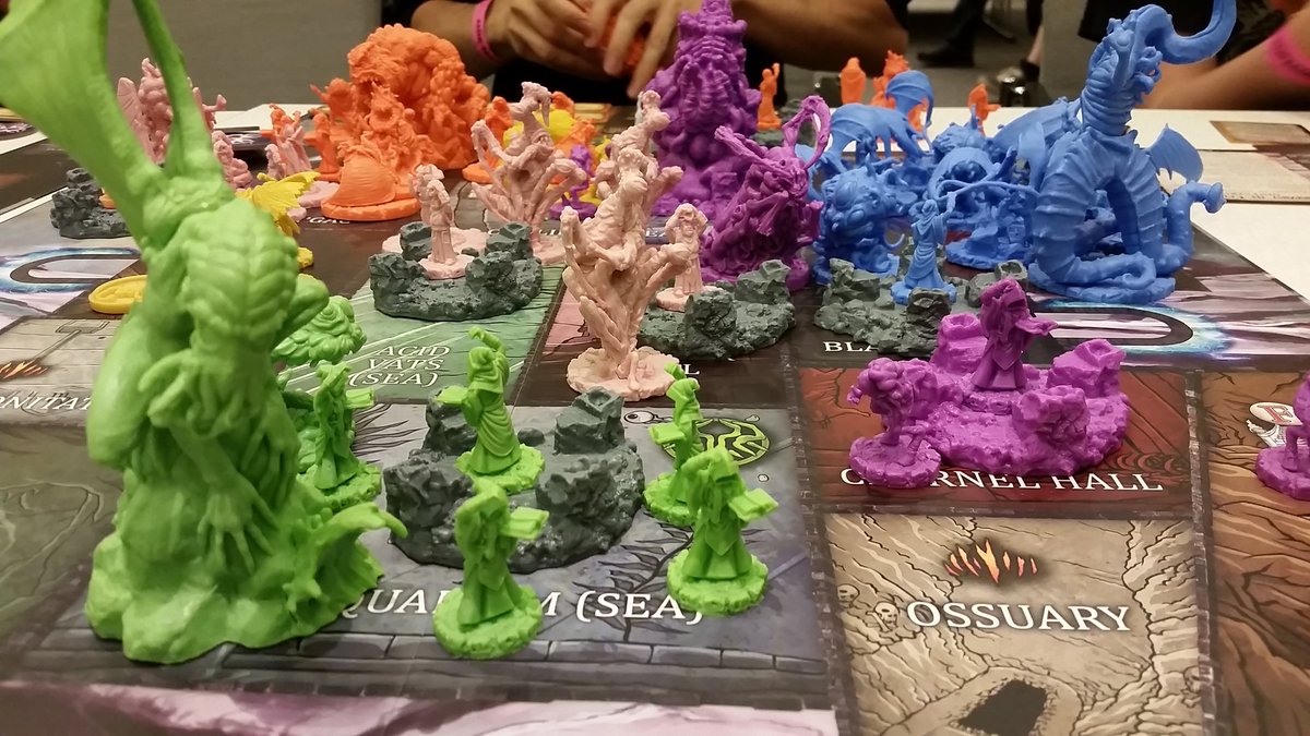 That is lot of Old Ones in sight. #Cthulhu #CthulhuWars Eight players, good times.