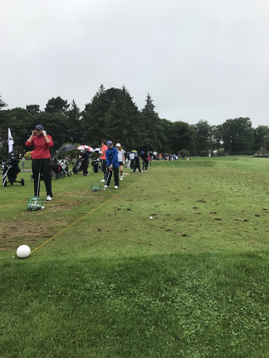 ffgolf's tweet photo. J-1 avant le #CFJ2017 à La Baule, épreuve du @LACOSTE Junior Tour, avec 376 enfants ! #ffgolf #golf https://t.co/eFqDWnYLPQ