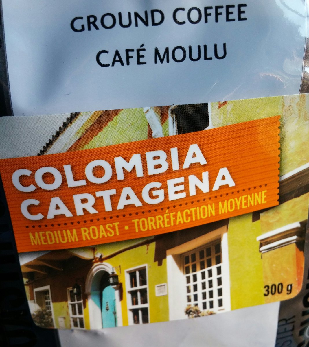 Travellersoul76's tweet photo. @elatlboy Btw how was your week? Was v busy & a bit nuts here. Now we're taking it easy. #coffes first. Want some? ☕😊 https://t.co/oyHfLJHMdR