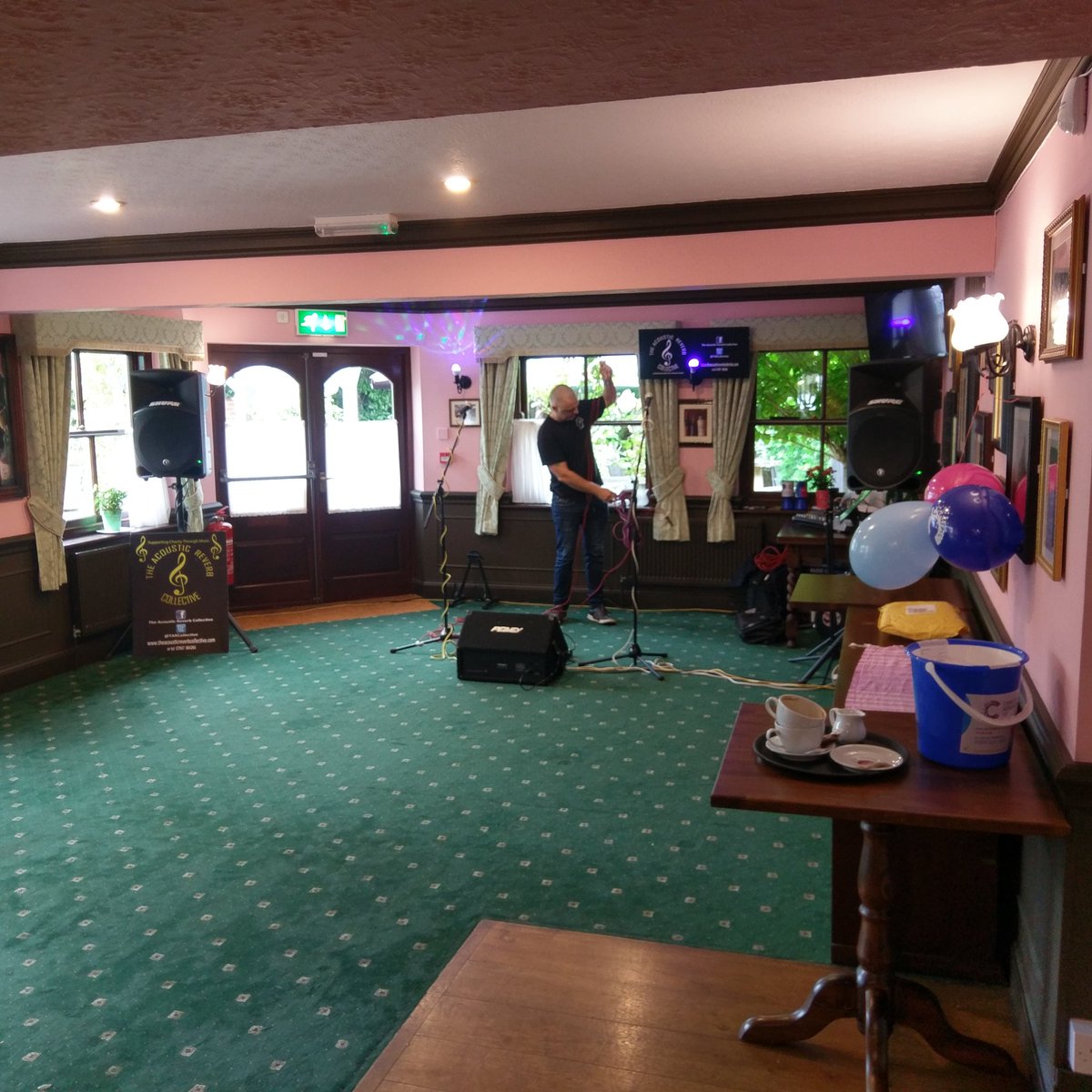 silverback7979's tweet photo. Nearly all set up for this afternoon event @CR_UK https://t.co/wZsMQs1q19