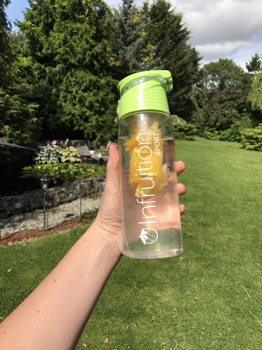 DesignFootnotes's tweet image. My shiny new #infruition bottle is having its first outing 😍 yummy! @InfruitionWater #health #detox #infusedwater #lqprx23prchristmas