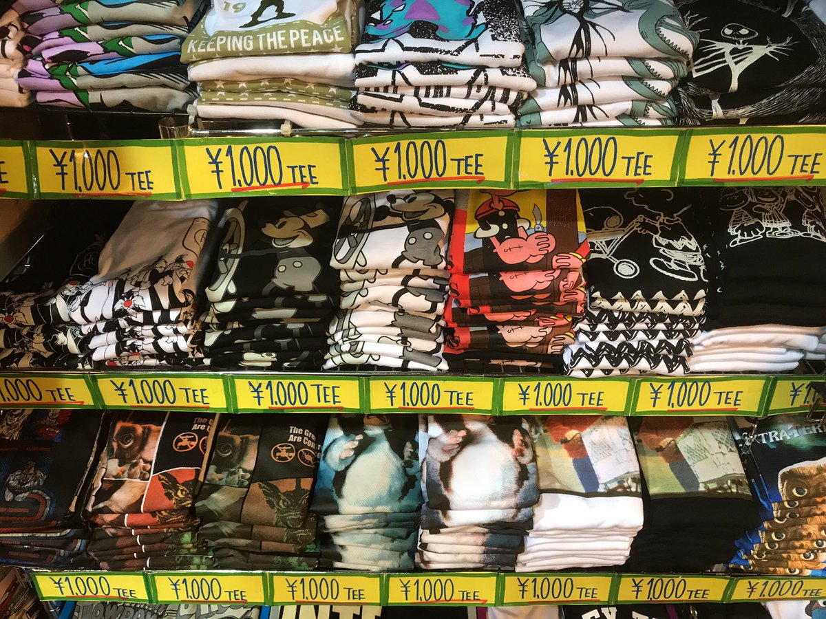 ヴィレッジヴァンガード岡崎 路面 店 V Twitter 1000円tシャツ 略して 1000t ニュープリント到着です 人気のグレムリンの新作やら 待望のポパイも追加されましたよ 早く買わないと売り切れるーー