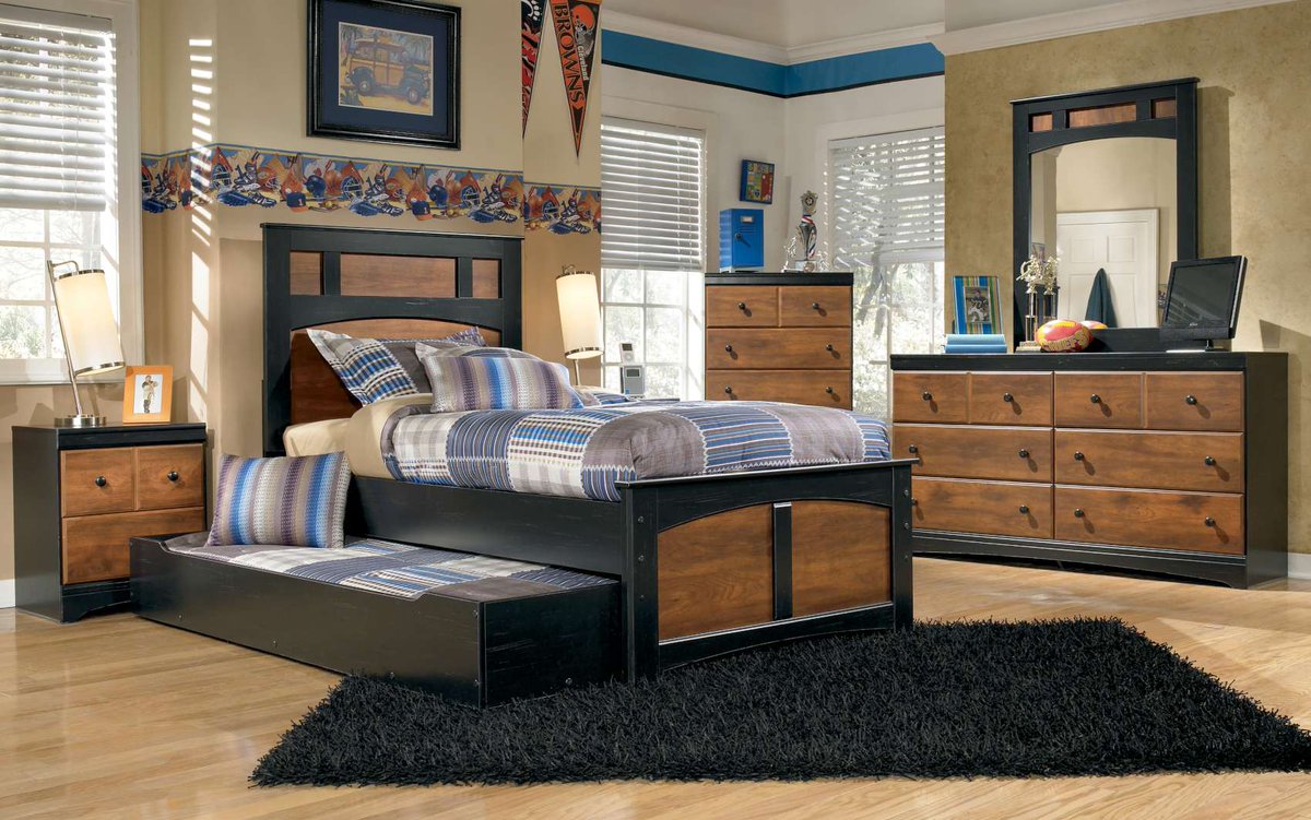 DffFurniture's tweet photo. Dark Brown- #Aimwell #Bedroom Collection
To know more call on the number (408)261-2266 or visit our website: https://t.co/1XXTTkqncN https://t.co/LY2eKTCrNp
