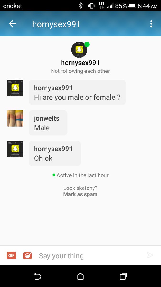 JonWelts's tweet photo. Messages like this are hilarious and sad at the same time. One would think since my name is "Jon" you would know I'm male. #braincellsneeded https://t.co/fcJawzIKAK