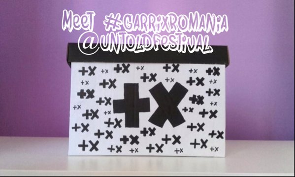 ale_hetea's tweet photo. @MartinGarrix We have something special for you, please check DM on insta❤🙏 #garrixromania @UntoldFestival https://t.co/QbLDYxR5Vw