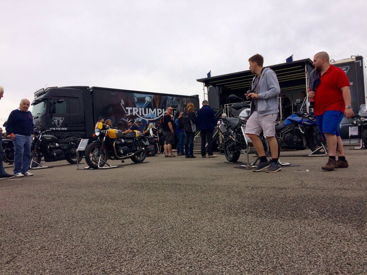 Triumph Motorcycles tweet media