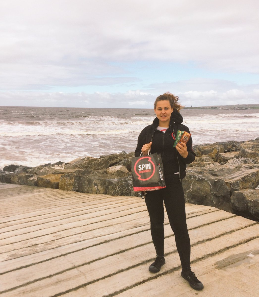 SPINSouthWest's tweet photo. Catch the #SPINIs at Lahinch Beach right now and grab yourself some special goodies from KP Nuts! 🌊🎁 #KPOnTheGo #KPOneLiners https://t.co/L1rU2nKkoP