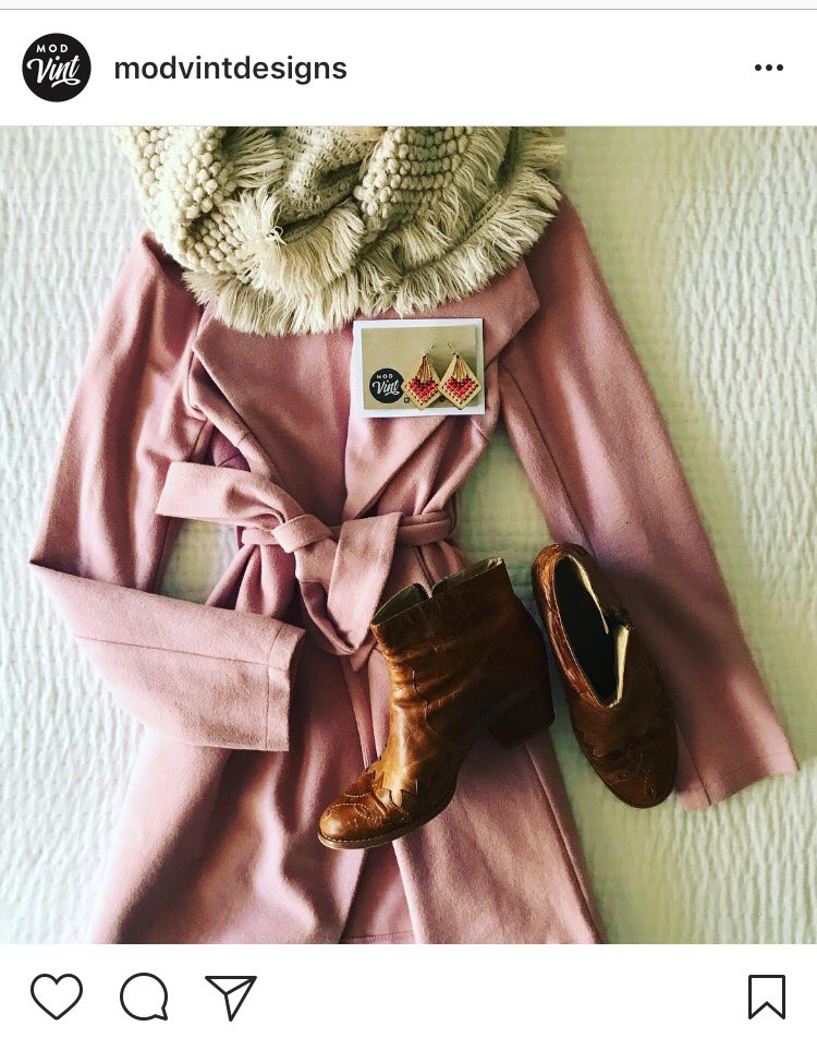 ModvintDesigns's tweet image. Hand Stitched Wooden Earrings🌟