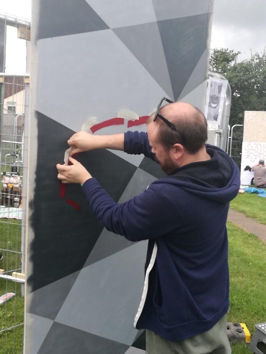 OtherThingsArt's tweet photo. Other Things in action at @Upfest 🤘
#UpFest2017 https://t.co/EuiM4uVxET