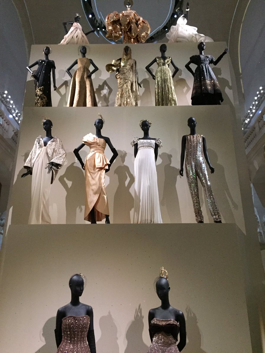 JDBerthault's tweet photo. Si vous êtes encore Parisiens ne manquez surtout pas la superbe expo #Dior aux @artsdecoratifs #Exceptionnel https://t.co/FCtglONCaJ