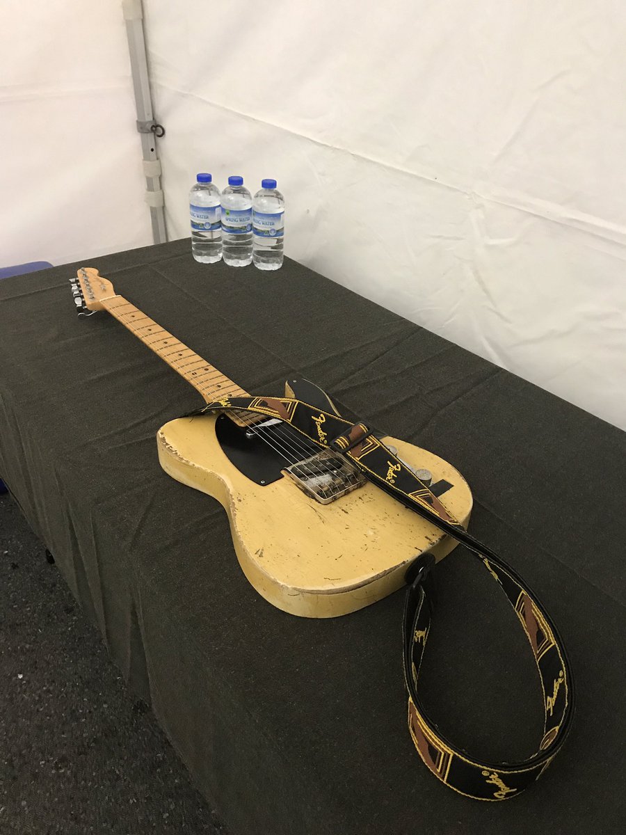jbwardle's tweet photo. Great gig last night with @benngunn at the #broadbeachcmf on the main stage! Back tonight at the Broadbeach Tavern, 11pm kickoff #GoldCoast https://t.co/p0YgzwwJy7