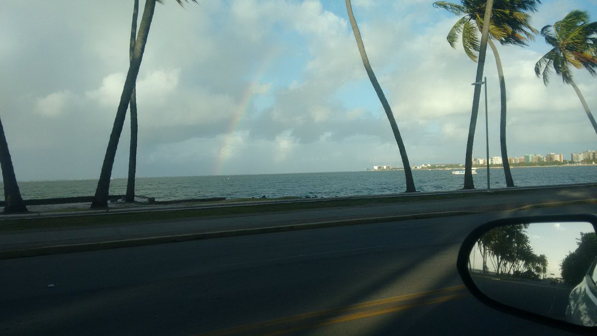 Bom dia, #BetaQuerLab amanheceu assim aqui, um lindo sinal da bnç de Deus.
#BetaAjudaBeta 
#rumoaoLab