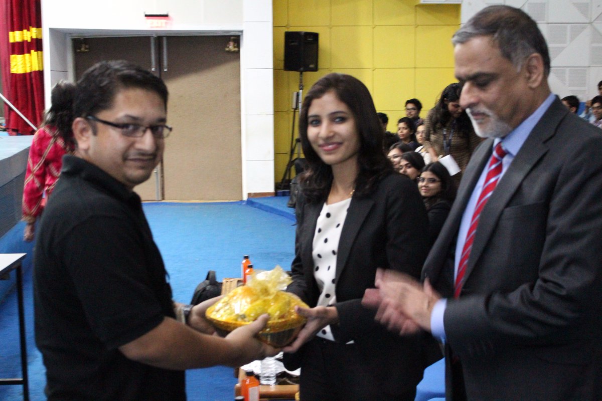 SCMHRD is elated to welcome our distinguished guests <a href="/DeoduttaKurane/">Deodutta Kurane</a> and <a href="/prathibha_elsa/">Prathibha Elsa Thomas</a> for today's launch #YesBank #TransformationSeries