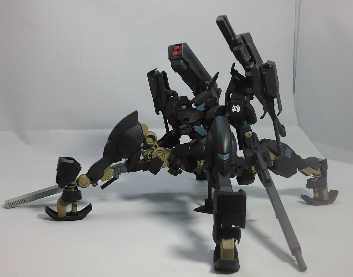fasthand_rage's tweet photo. 固定用。ペースは遅いですがこんな感じにプラモを作っています https://t.co/exOoKoMt1J