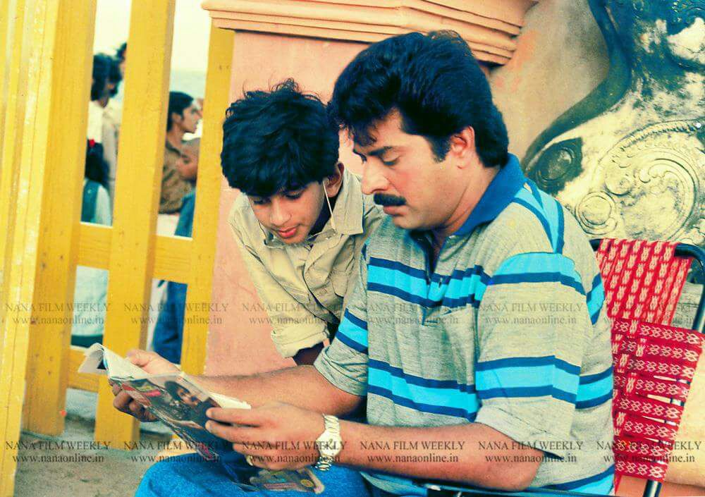 ForumReelz's tweet image. Rare Frame ! 
in the sets of #Sarovaram
DQ defining style since then !! 
#Mammookka 😘
#Lalettan  on the Cover  😉😉