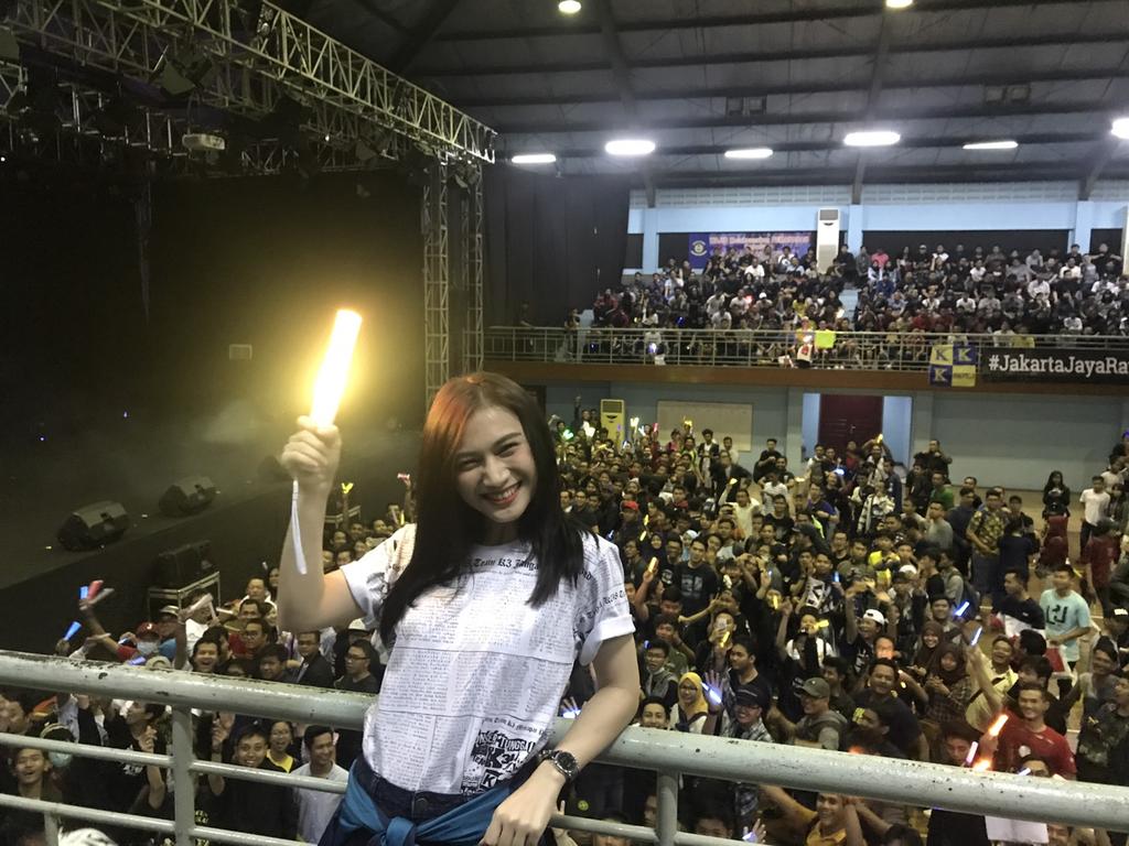 MelodyLaksani's tweet photo. I'M SO READY FOR #JANGANKASIHK3NDOR💙💛 https://t.co/S6x6Kbsi7k