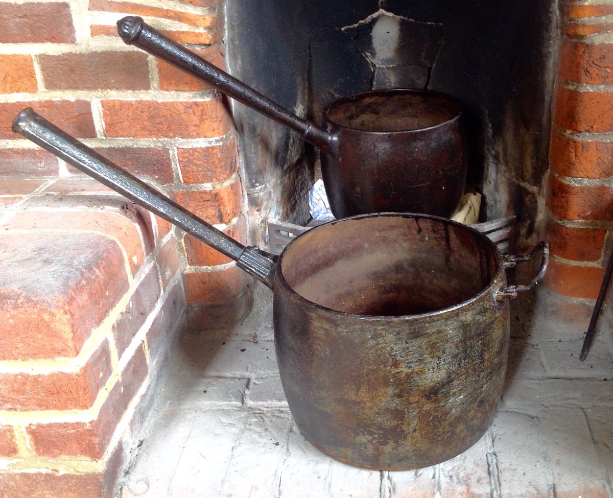 eversleybarn's tweet image. #antique #castiron #cookingpots #Cannonhollowware #Holcroft #victorian £65 £55 #cooking #kitchenalia #antiques facebook.com/pages/Trade-Pi…
