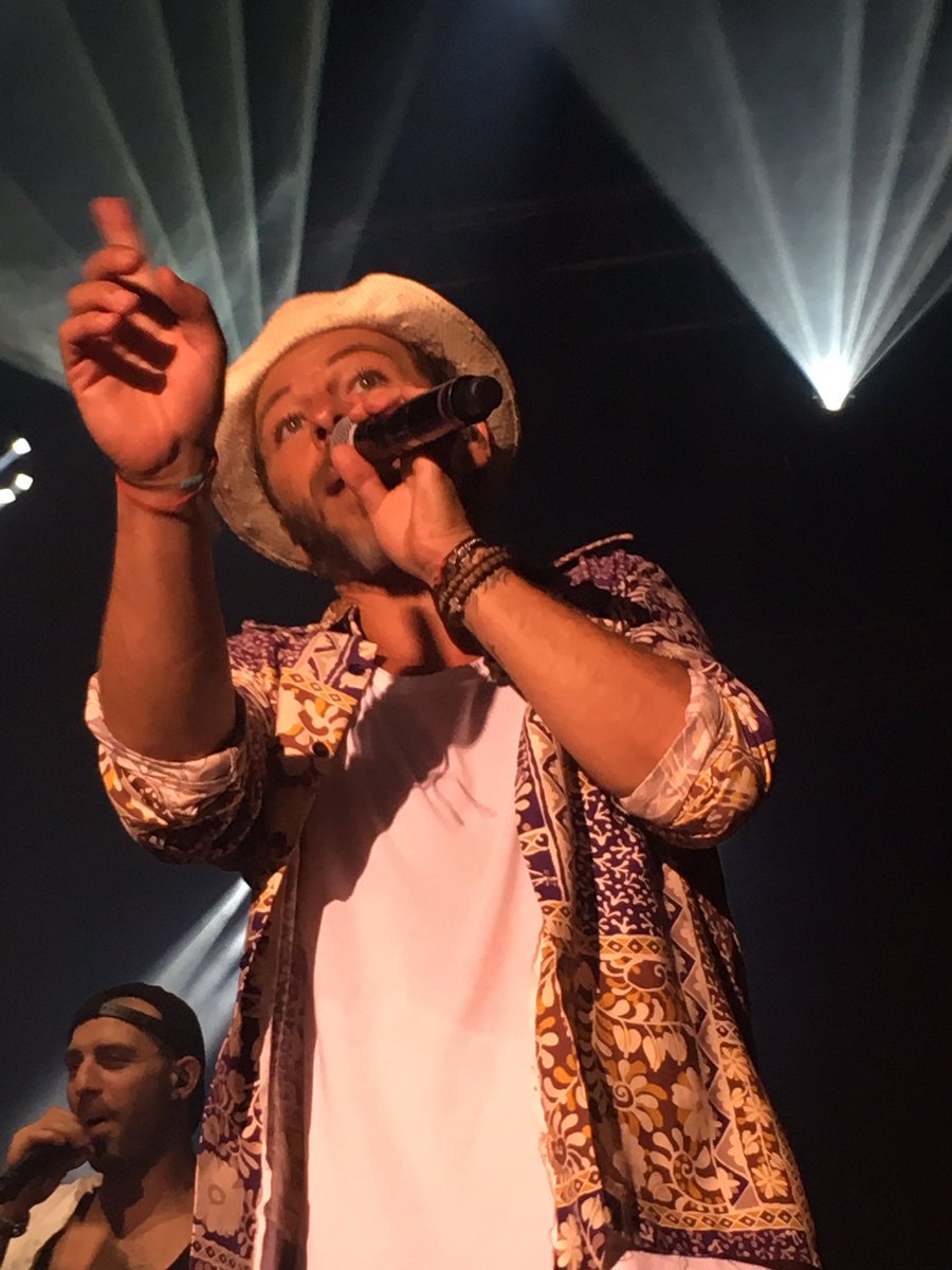 drugxfwirry's tweet photo. Une soirée de fou, une ambiance de folie, des musiciens exceptionnel et un artiste incroyable ! 
Merci @Mae_Officiel 👌🏼 https://t.co/Rk4zGZIDBm