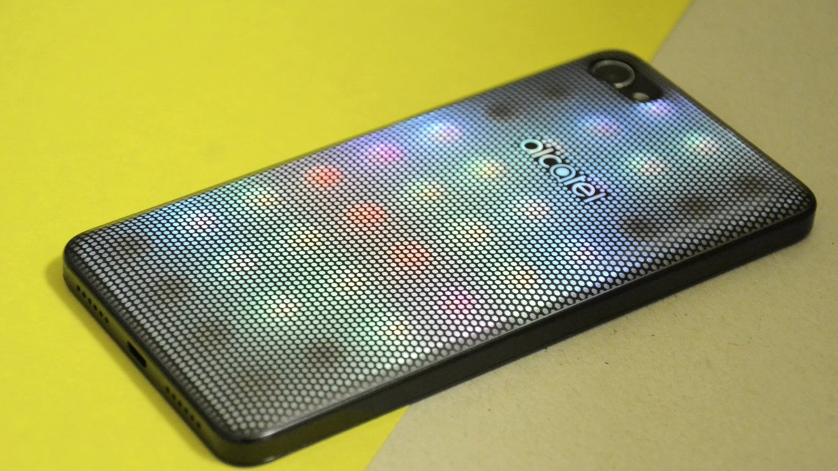 Full_Hub's tweet image. Обзор #Alcatel #A5LED: дискотека в кармане fullhub.ru/reviews/alcate…