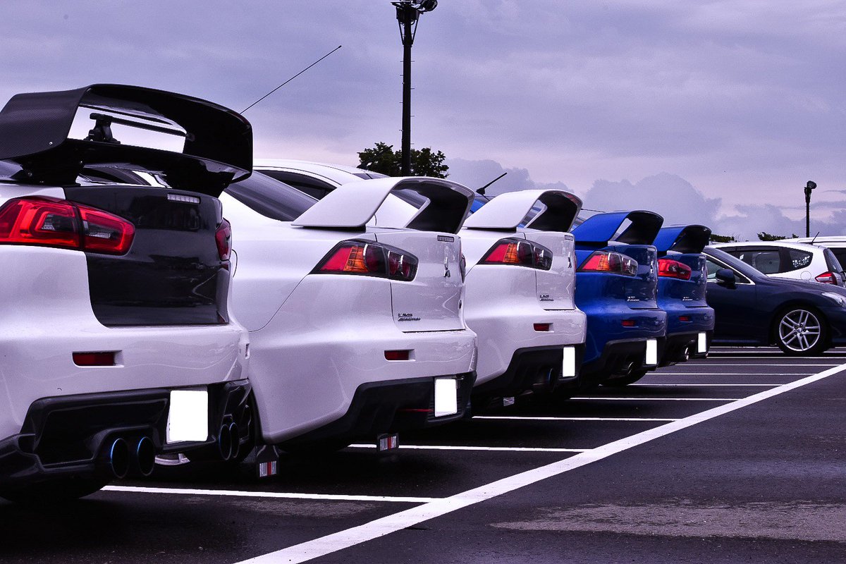 EVOX_17_'s tweet photo. エボ10オフ会お疲れ様でした！
初めて会う人しかおらず緊張しましたが沢山話すことが出来て良かったです😄
みなさんの車がカッコよく自分も早くドノーマル卒業したいなと思いました…💧
またオフ会ありましたら是非誘って頂けると嬉しいです😊 https://t.co/0jRFBgh3w9