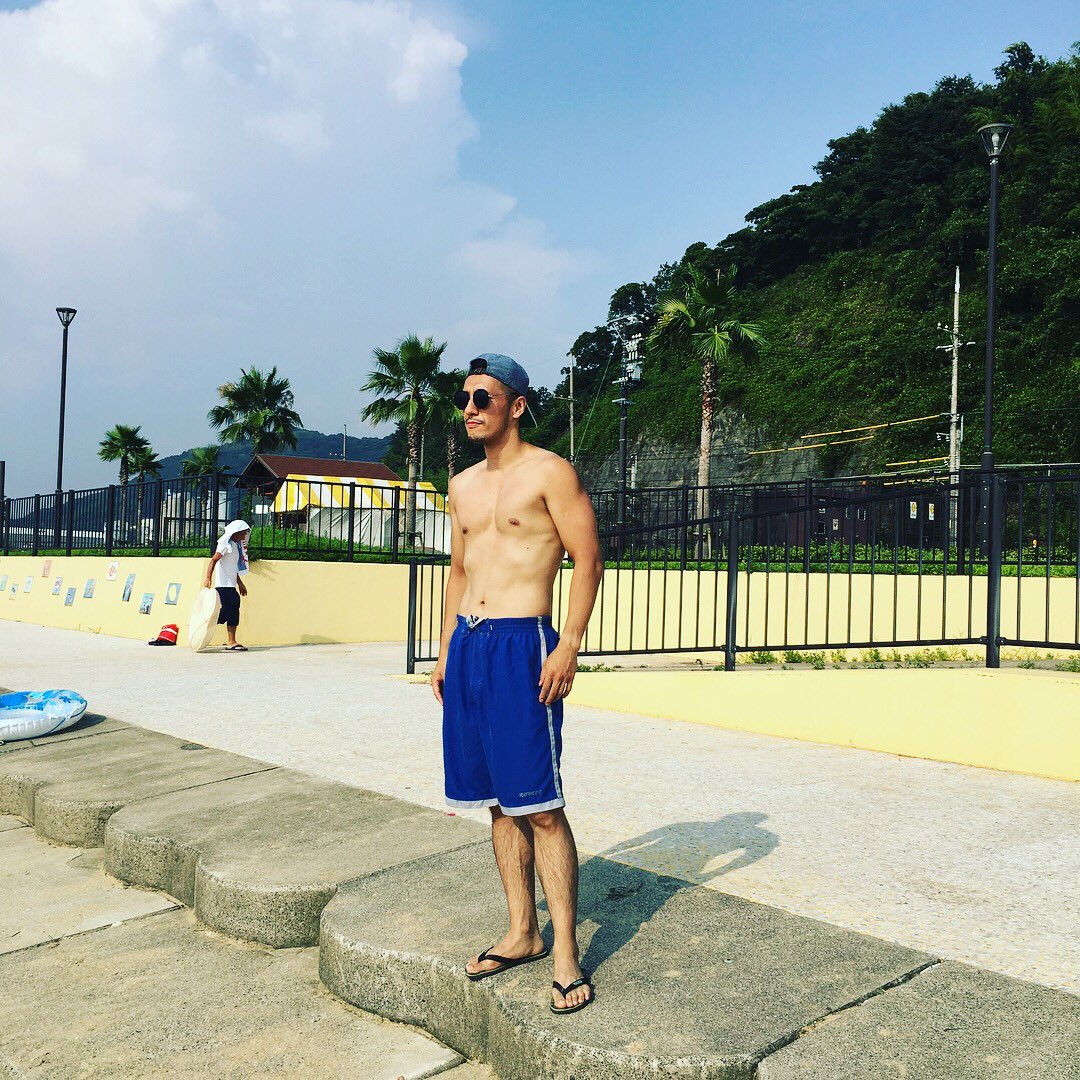 HiroshiElawa's tweet photo. Summer vacation. Substantial time. 今日は楽しい時間が過ごせた。Thanx bro #basket #sunsetbeach #beach_time https://t.co/TC4qq5pCjm