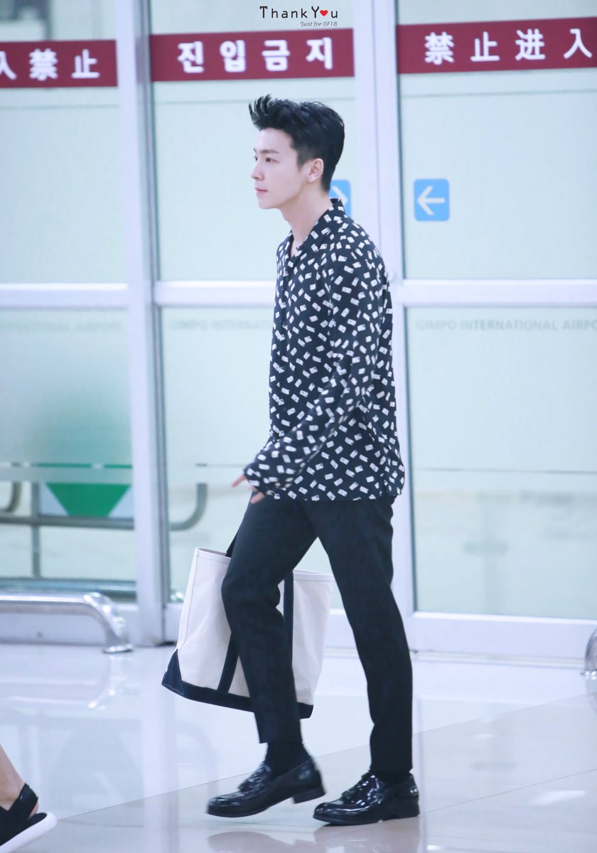 ThankYou_0718's tweet photo. 170729
[HQ] 김포 입국 
#동해 #이동해  #Donghae  #donghae #SuperJunior https://t.co/rxyhTDNlxH