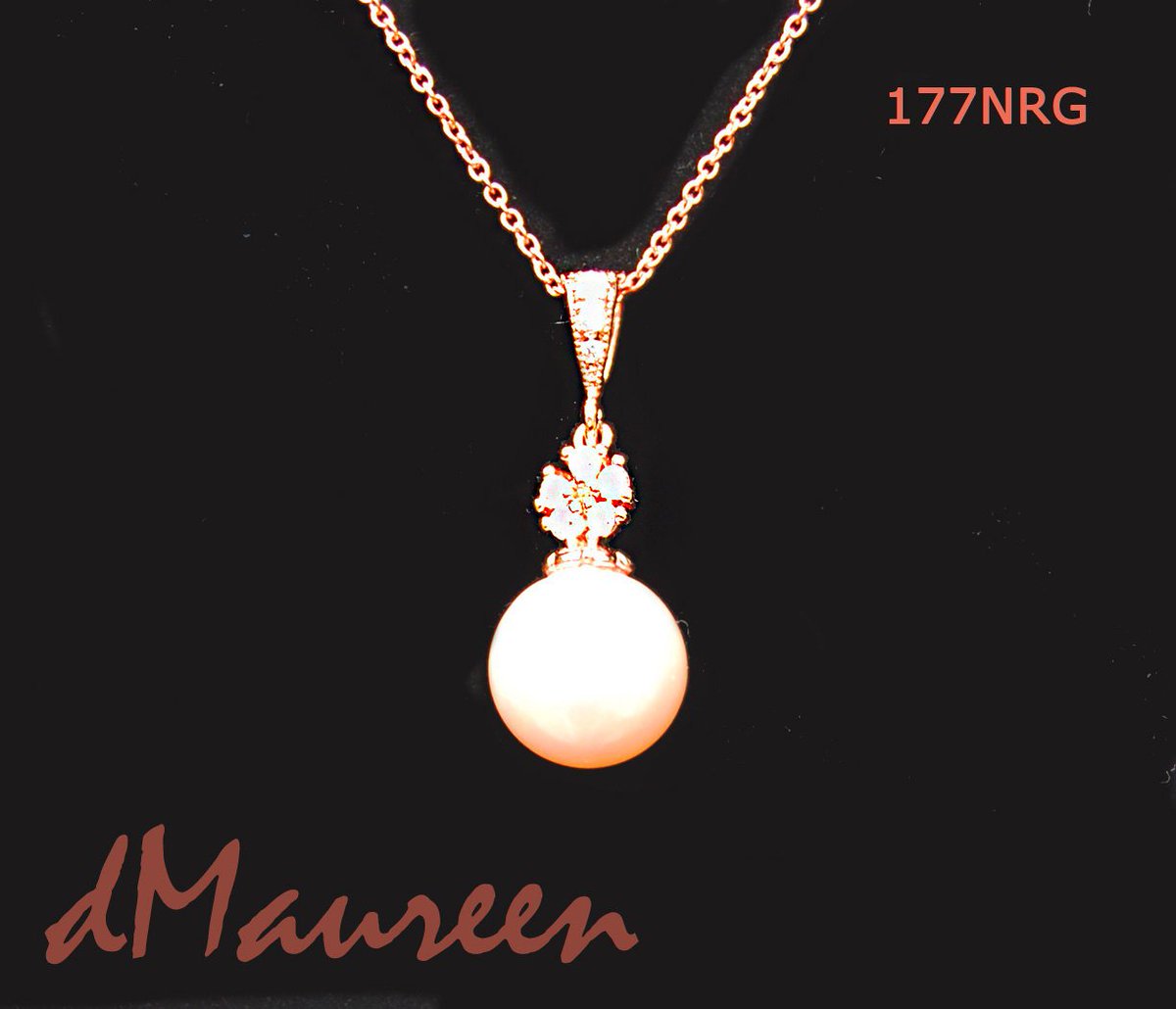 dMaureenVastine's tweet photo. Blush Wedding Jewelry 177NRG Pale PINK PEARL / Rose Gold Bridal Necklace. F… https://t.co/5AhVUCYnqn #Etsy #Dmaureen https://t.co/xgJCTNT73c