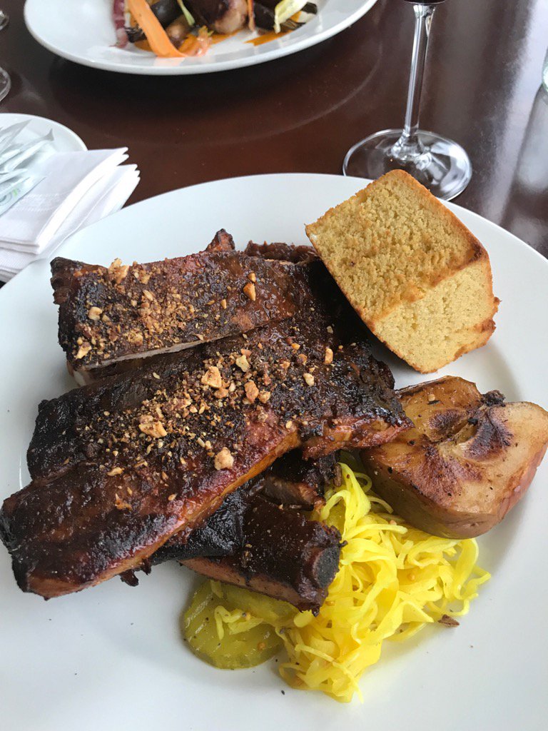 Former Farmhouse Tavern chef Alex rocks PEC @waupooswine restaurant with deeply house smoked ribs and tender rabbit