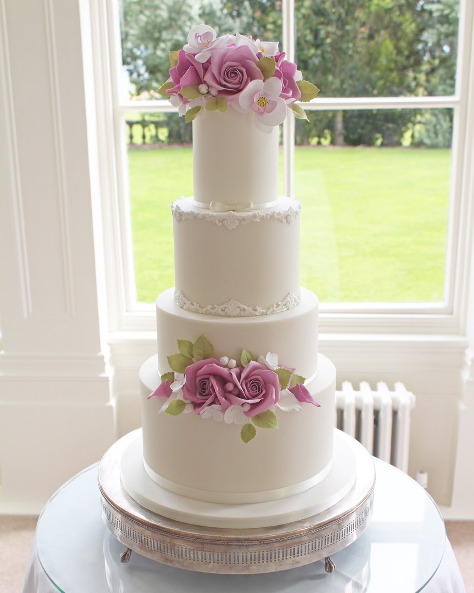 Designer Cake Co tweet media