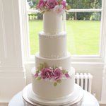 Photo by Designer Cake Co (@designercakeco)